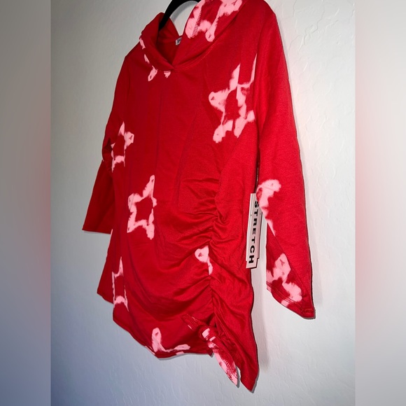 NWT Sportelle 3/4 Sleeve Hooded Star Print Athletic Top Knotted Side Large - Picture 3 of 7